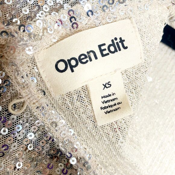 Open Edit Champagne Sequin Mesh Sleeveless Top - Picture 7 of 9
